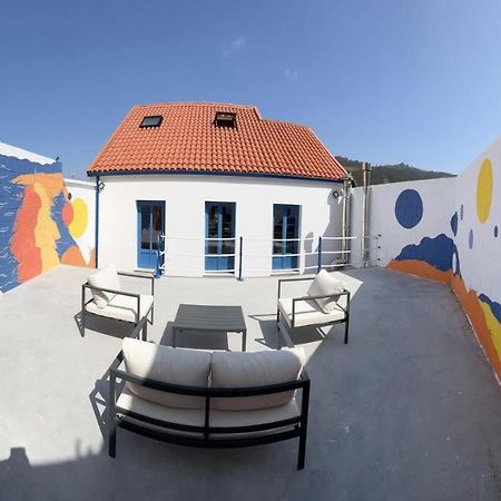 O Refuxio Do Naufrago Hostel Camelle Exterior photo
